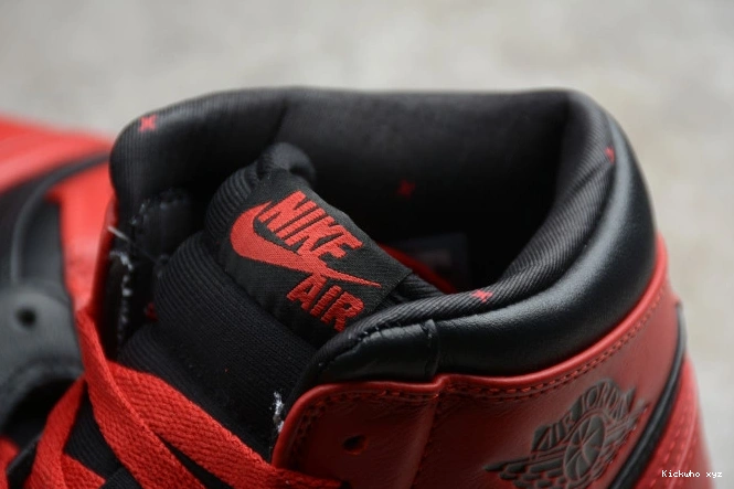 1 432001-001 Banned Retro Air Jordan 0822